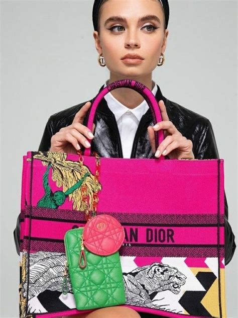 dior trending bag